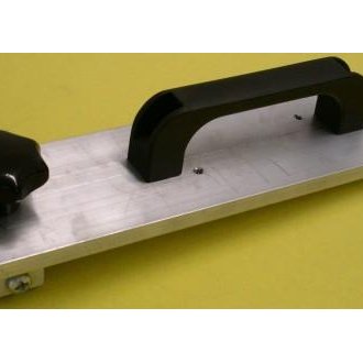 Werkzeuge für die Verarbeitung des Stahl-Grundprofils, des Holz-Grundprofils, der Pfostendichtungen sowie der Riegeldichtungen von MBJ Fassadentechnik
