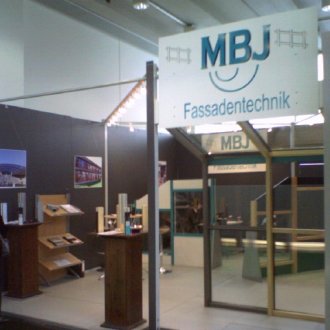 Pfosten-Riegel-Konstruktionen und Informationen zu Passivhausfassaden am Messestand der MBJ Fassadentechnik